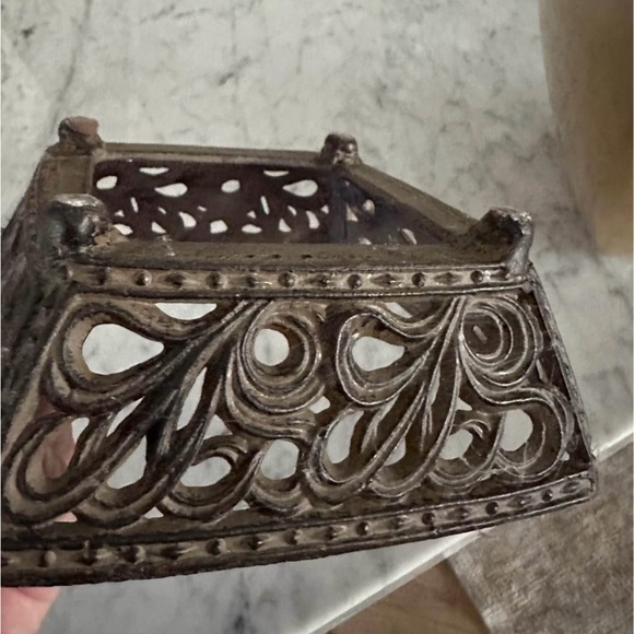 Gracious Goods GG Waste Basket - Picture 5 of 7